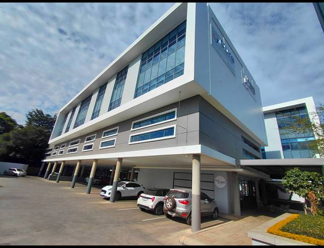 174M² OFFICE TO LET IN FOURWAYS